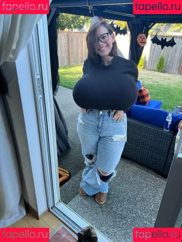 Brittany Elizabeth Welsh / brittanyelizabethxoxo / thebrittanyxoxo Onlyfans Photo Gallery 