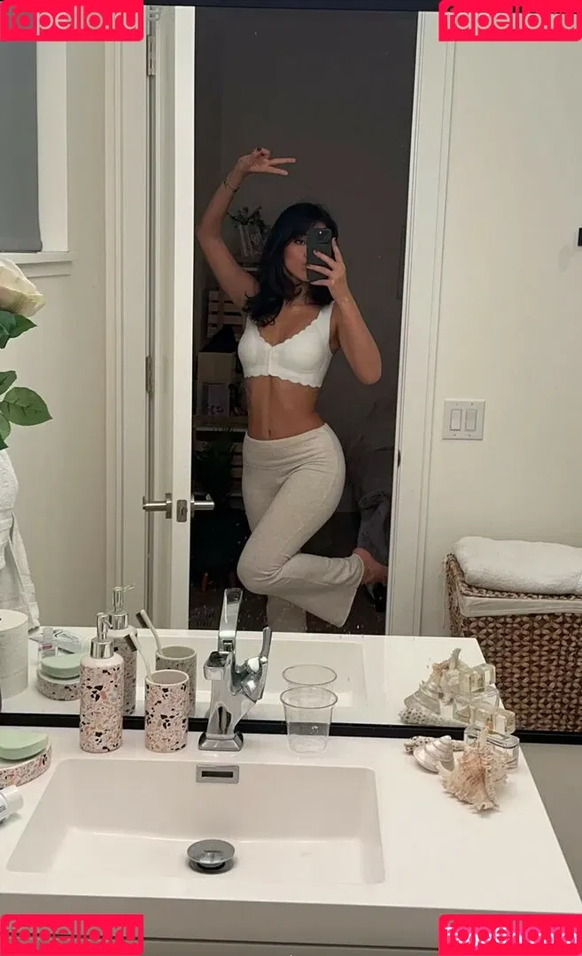 Melody Oz / melodyoz Onlyfans Photo Gallery 