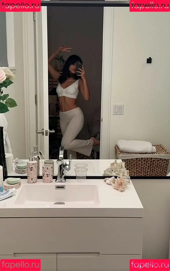 Melody Oz / melodyoz Onlyfans Photo Gallery 