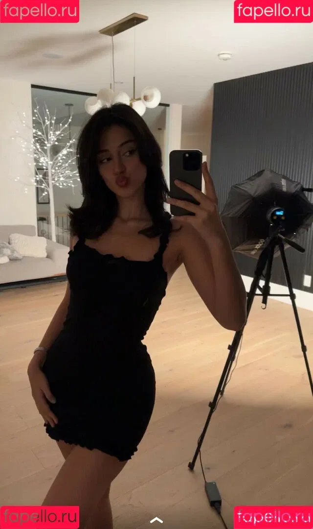 Melody Oz / melodyoz Onlyfans Photo Gallery 