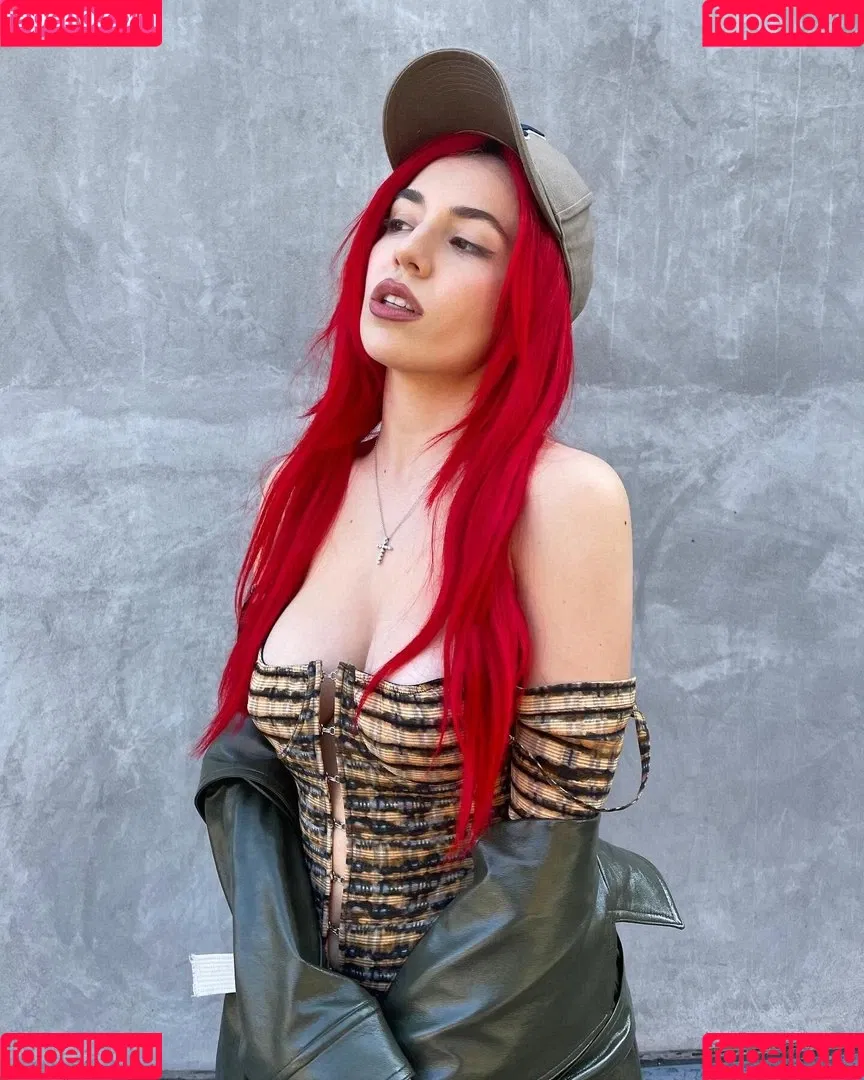 Ava Max / avamax / plharleyquinn Onlyfans Photo Gallery 