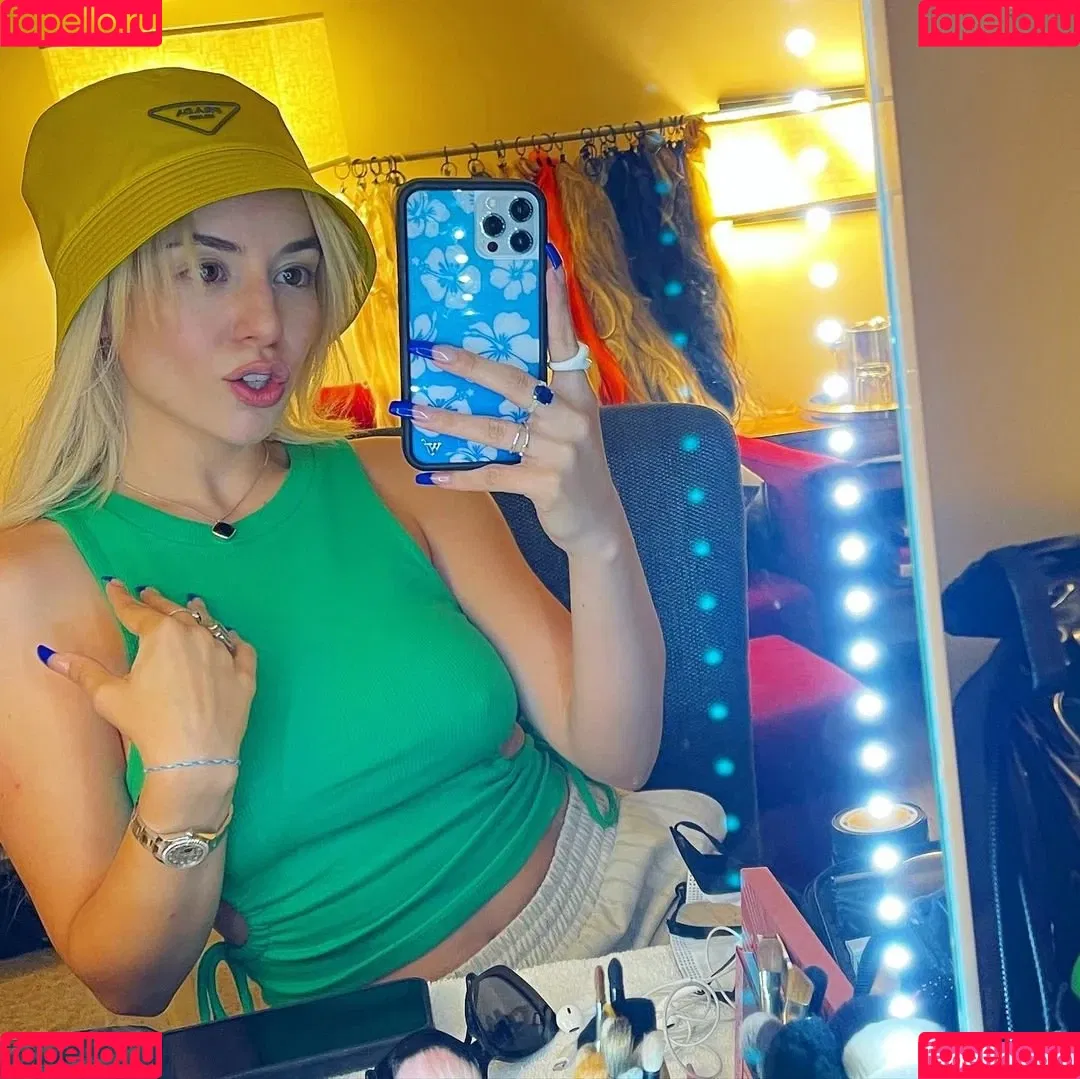 Ava Max / avamax / plharleyquinn Onlyfans Photo Gallery 