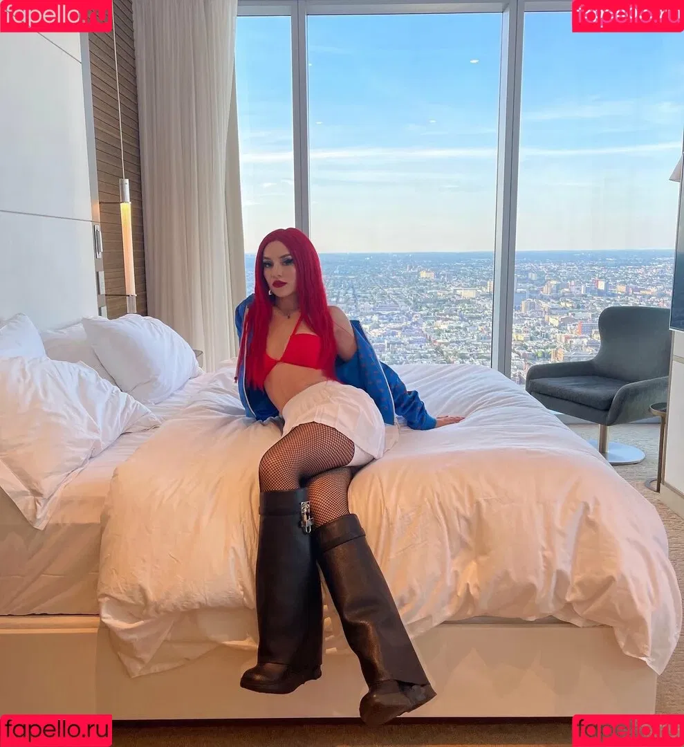 Ava Max / avamax / plharleyquinn Onlyfans Photo Gallery 