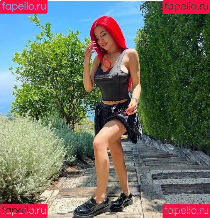 Ava Max / avamax / plharleyquinn Onlyfans Photo Gallery 