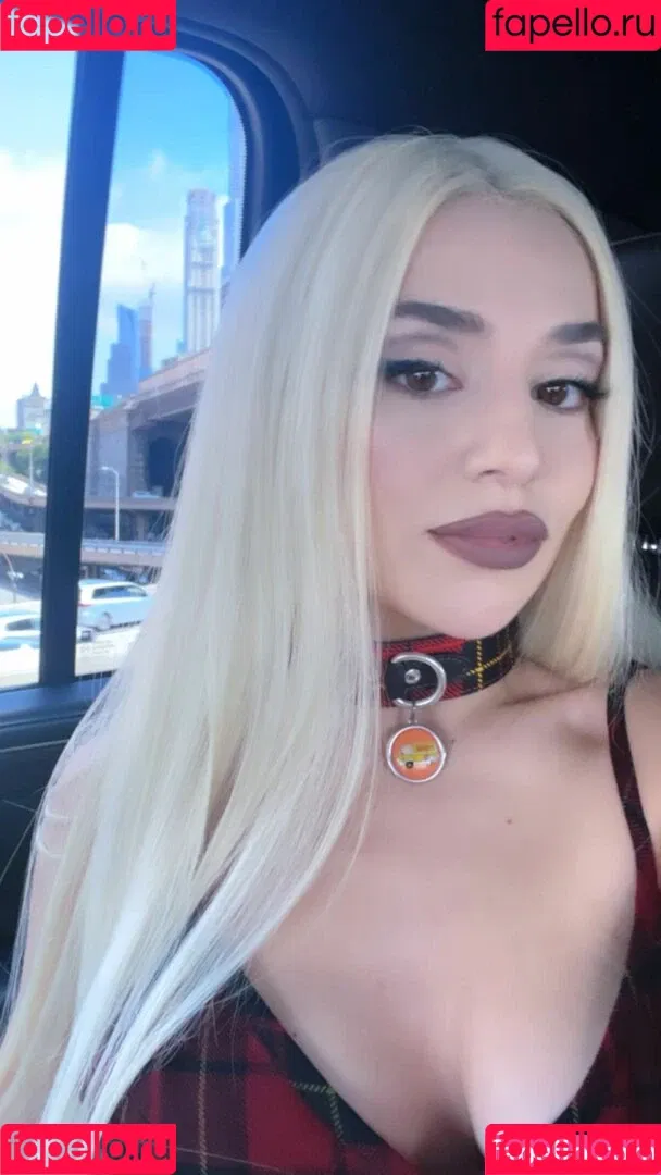 Ava Max / avamax / plharleyquinn Onlyfans Photo Gallery 