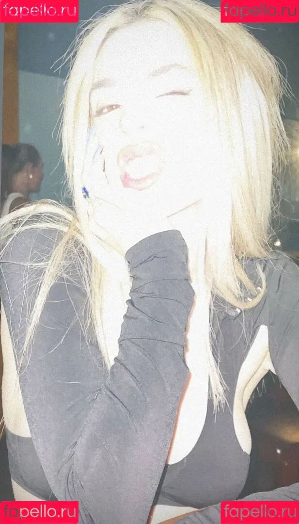 Ava Max / avamax / plharleyquinn Onlyfans Photo Gallery 