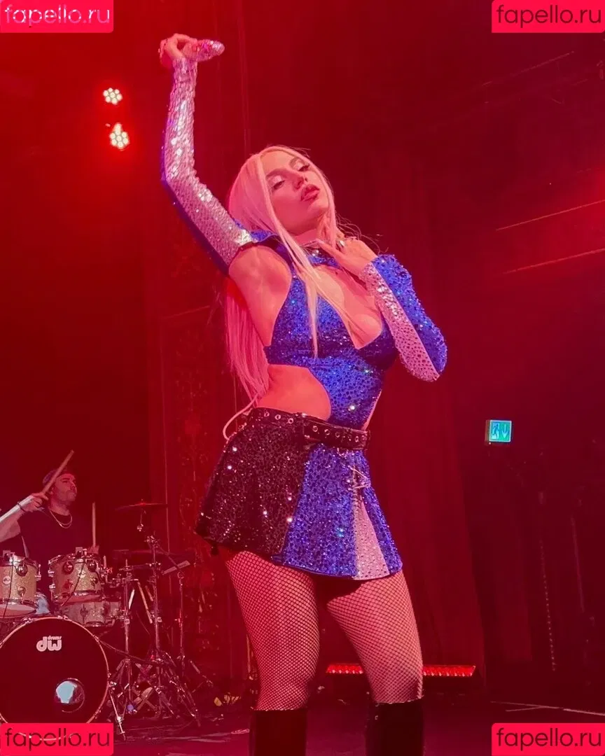 Ava Max / avamax / plharleyquinn Onlyfans Photo Gallery 