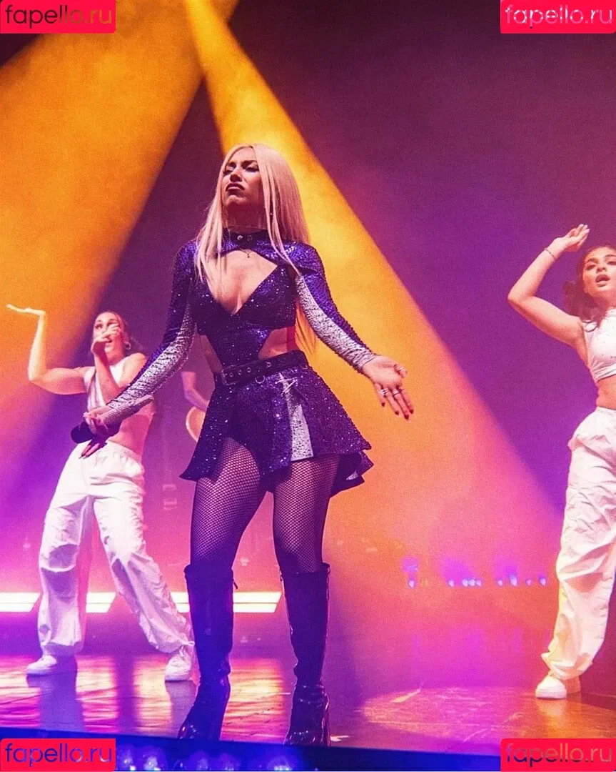 Ava Max / avamax / plharleyquinn Onlyfans Photo Gallery 