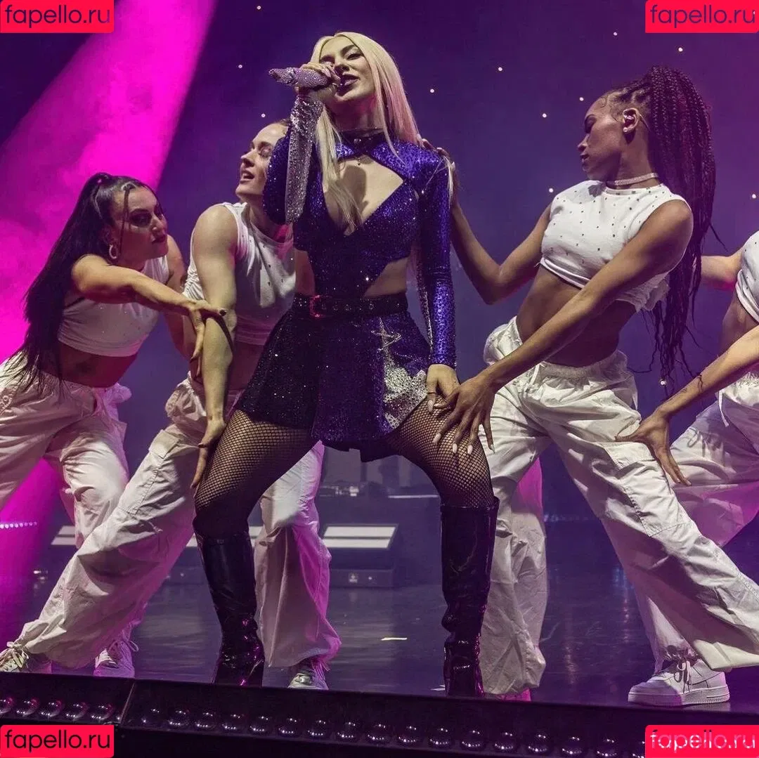 Ava Max / avamax / plharleyquinn Onlyfans Photo Gallery 