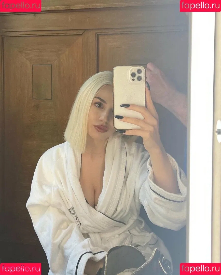 Ava Max / avamax / plharleyquinn Onlyfans Photo Gallery 