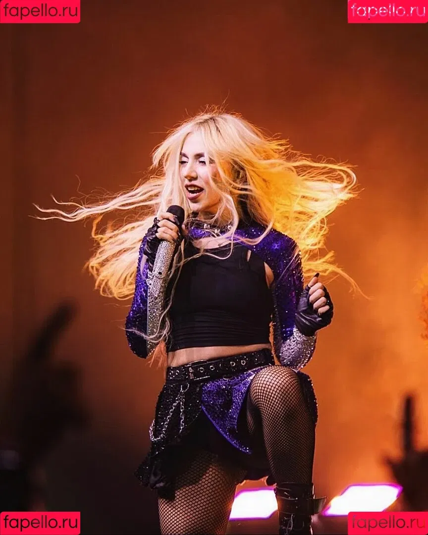 Ava Max / avamax / plharleyquinn Onlyfans Photo Gallery 