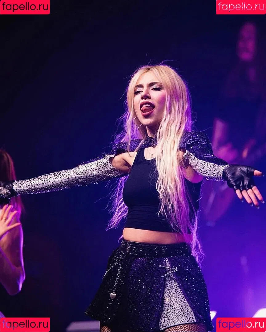 Ava Max / avamax / plharleyquinn Onlyfans Photo Gallery 