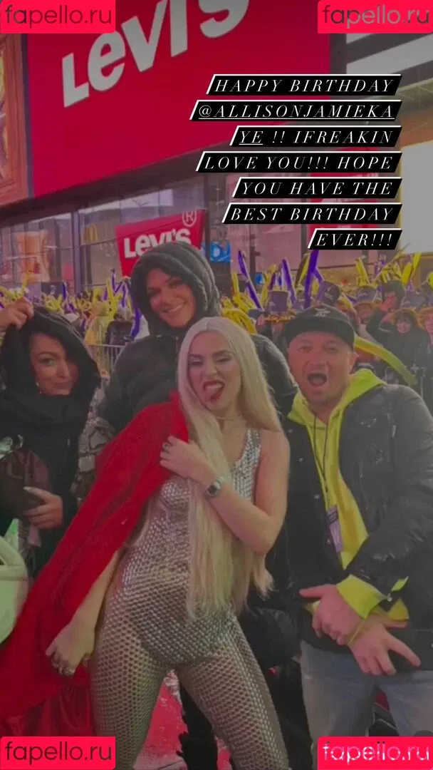Ava Max / avamax / plharleyquinn Onlyfans Photo Gallery 