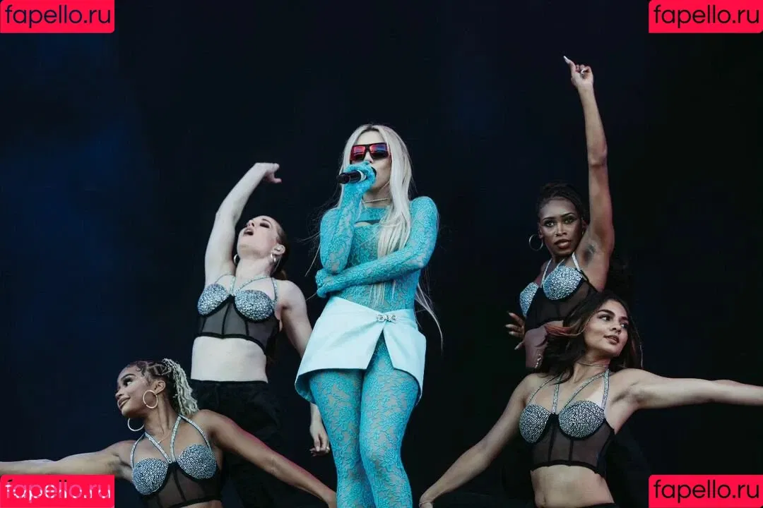 Ava Max / avamax / plharleyquinn Onlyfans Photo Gallery 