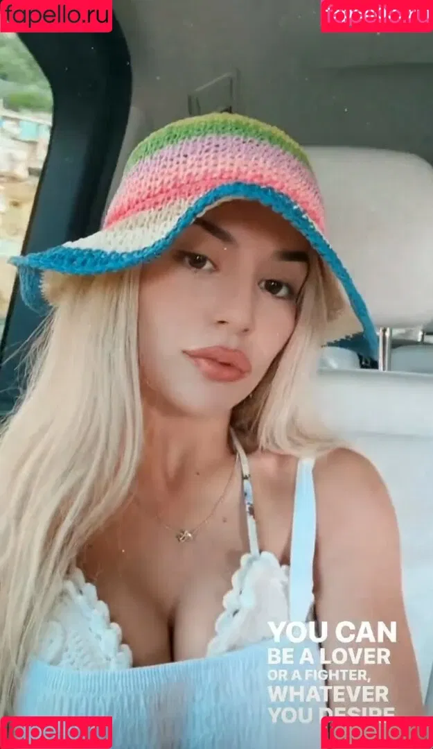 Ava Max / avamax / plharleyquinn Onlyfans Photo Gallery 
