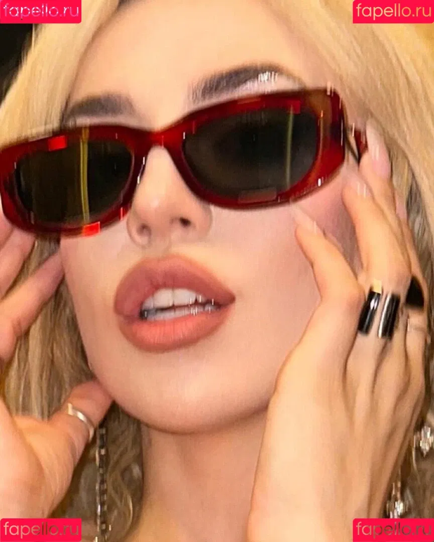 Ava Max / avamax / plharleyquinn Onlyfans Photo Gallery 