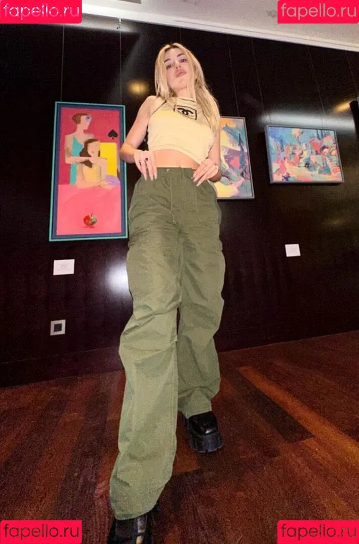 Ava Max / avamax / plharleyquinn Onlyfans Photo Gallery 