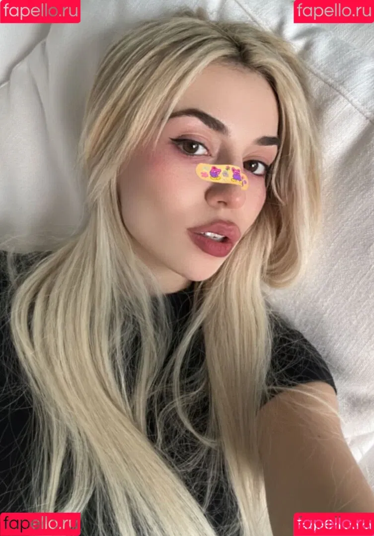 Ava Max / avamax / plharleyquinn Onlyfans Photo Gallery 