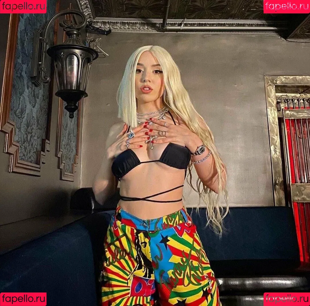 Ava Max / avamax / plharleyquinn Onlyfans Photo Gallery 