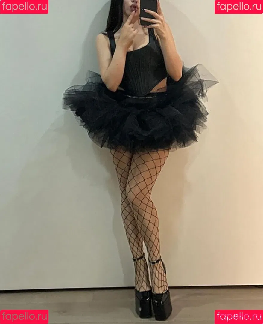 Ava Max / avamax / plharleyquinn Onlyfans Photo Gallery 