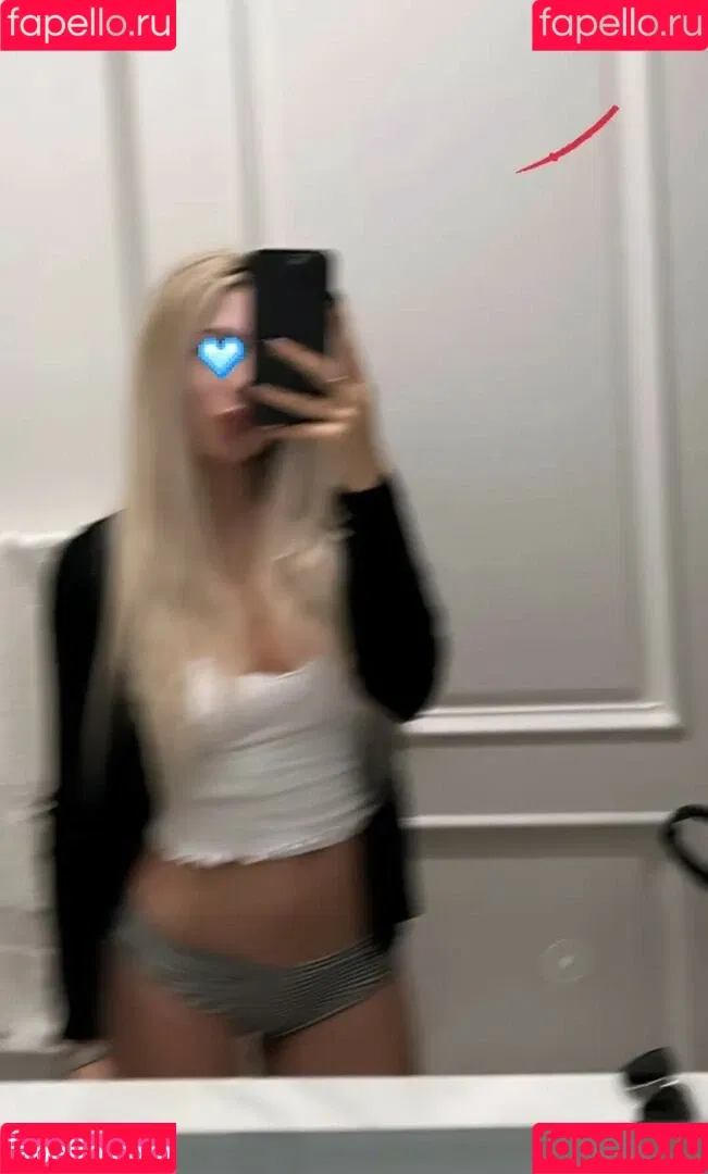 Ava Max / avamax / plharleyquinn Onlyfans Photo Gallery 