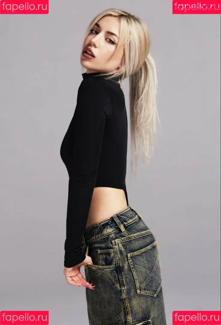 Ava Max / avamax / plharleyquinn Onlyfans Photo Gallery 