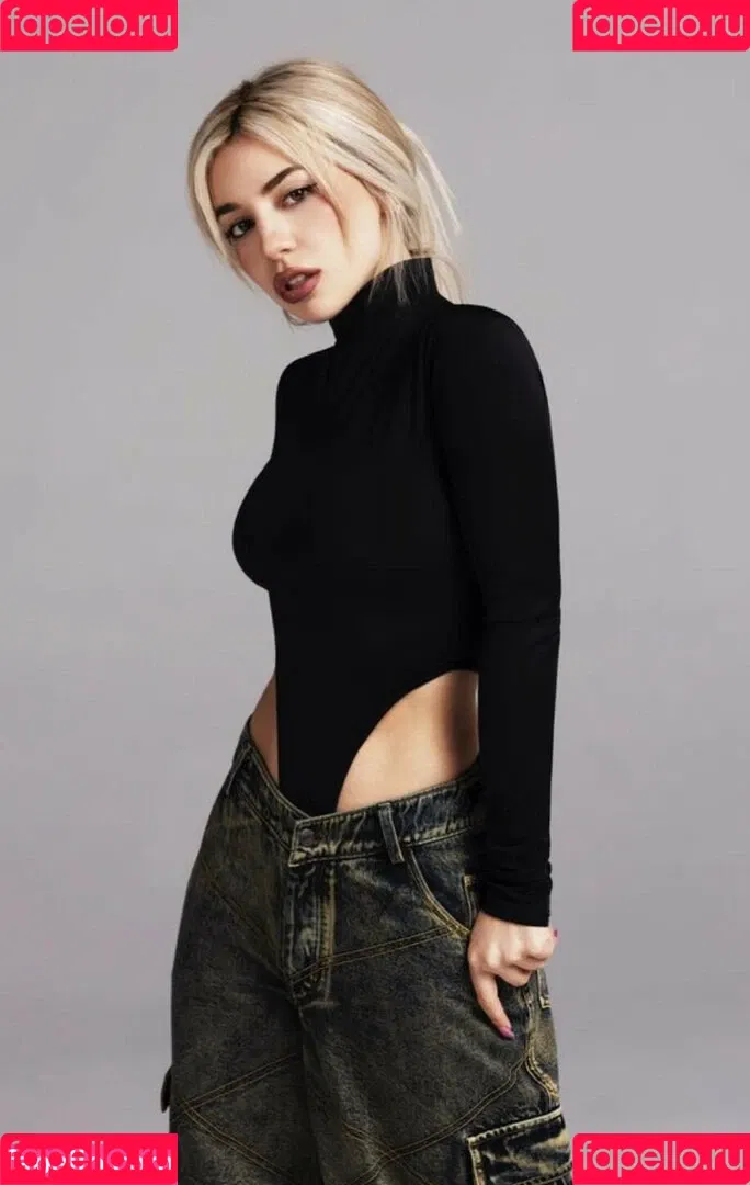 Ava Max / avamax / plharleyquinn Onlyfans Photo Gallery 