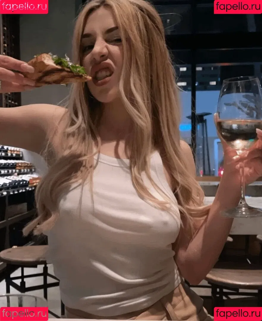 Ava Max / avamax / plharleyquinn Onlyfans Photo Gallery 
