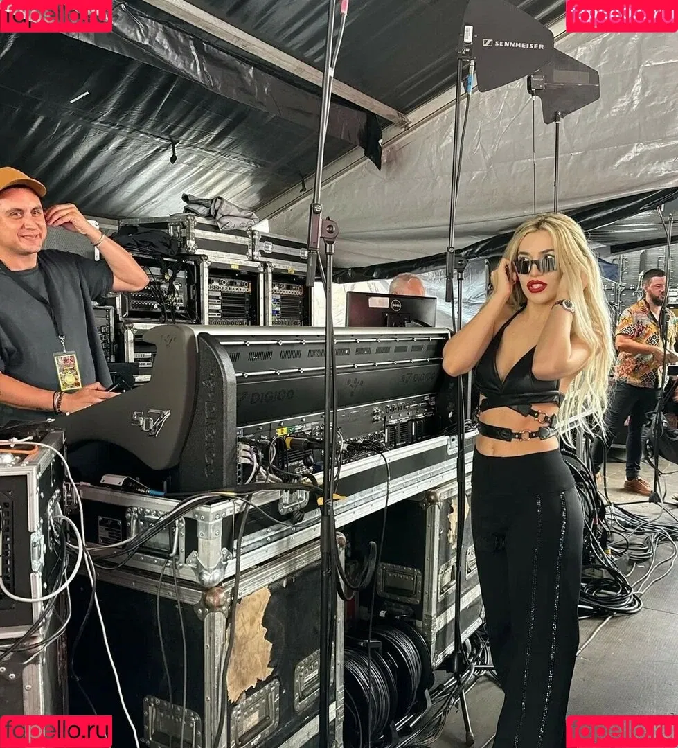 Ava Max / avamax / plharleyquinn Onlyfans Photo Gallery 