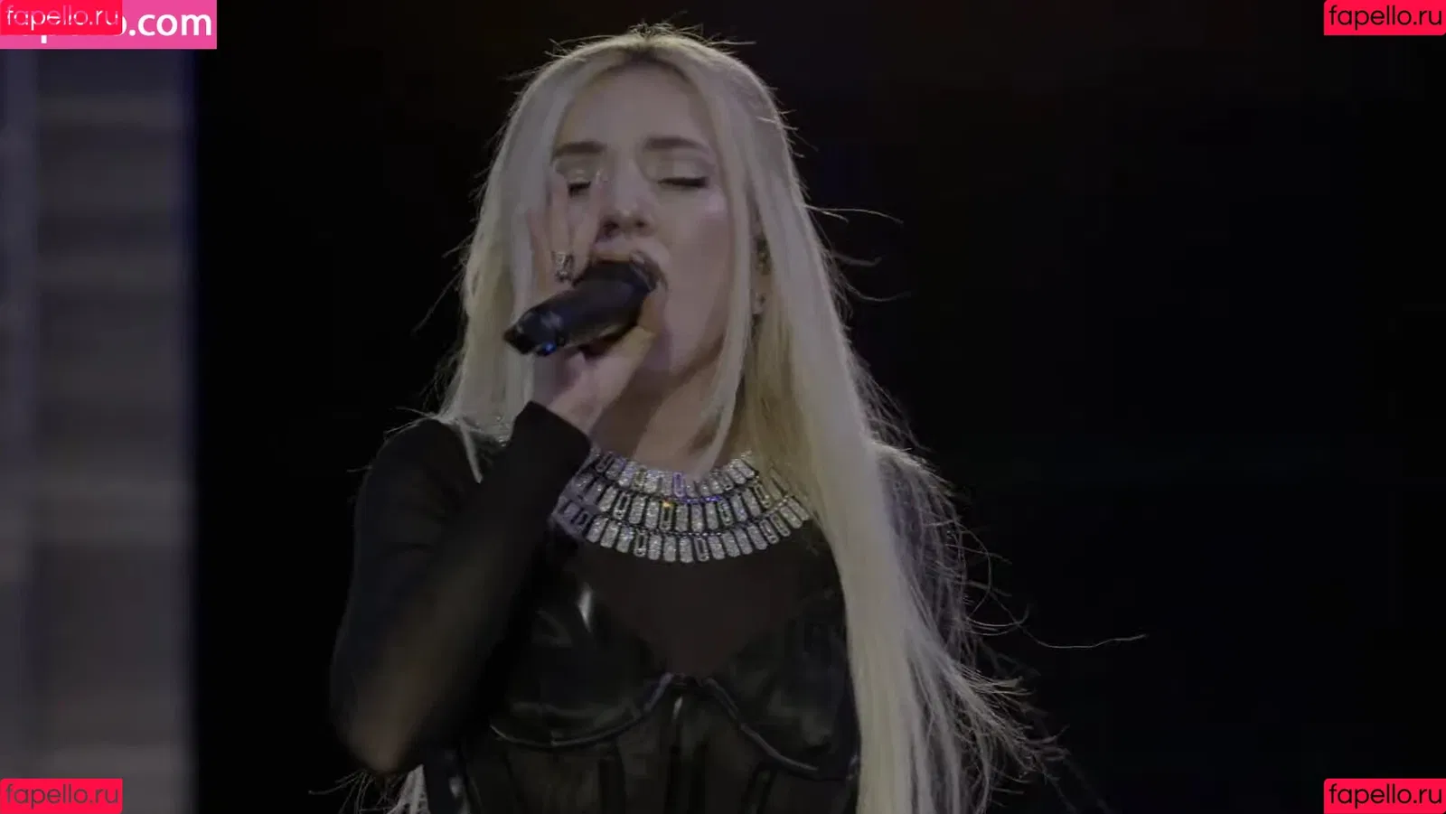 Ava Max / avamax / plharleyquinn Onlyfans Photo Gallery 