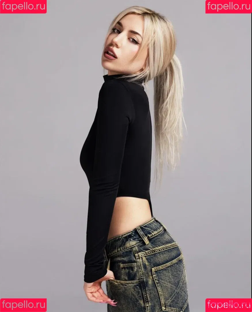 Ava Max / avamax / plharleyquinn Onlyfans Photo Gallery 