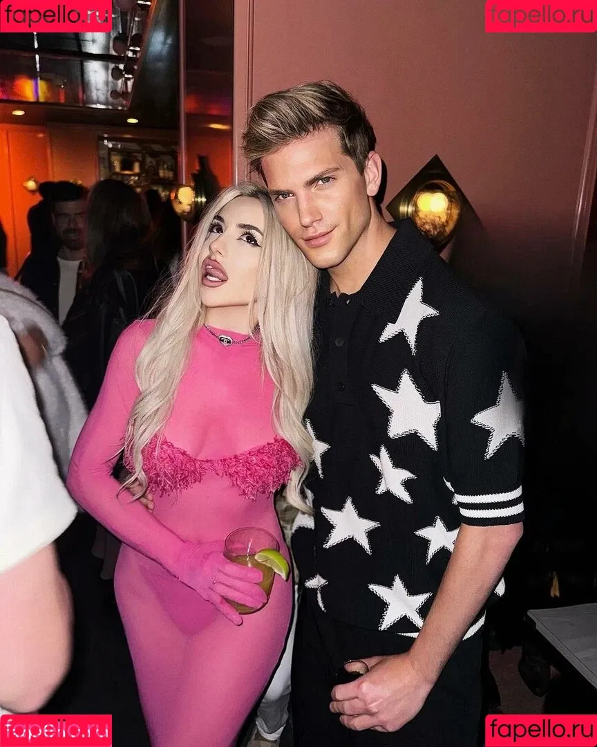 Ava Max / avamax / plharleyquinn Onlyfans Photo Gallery 