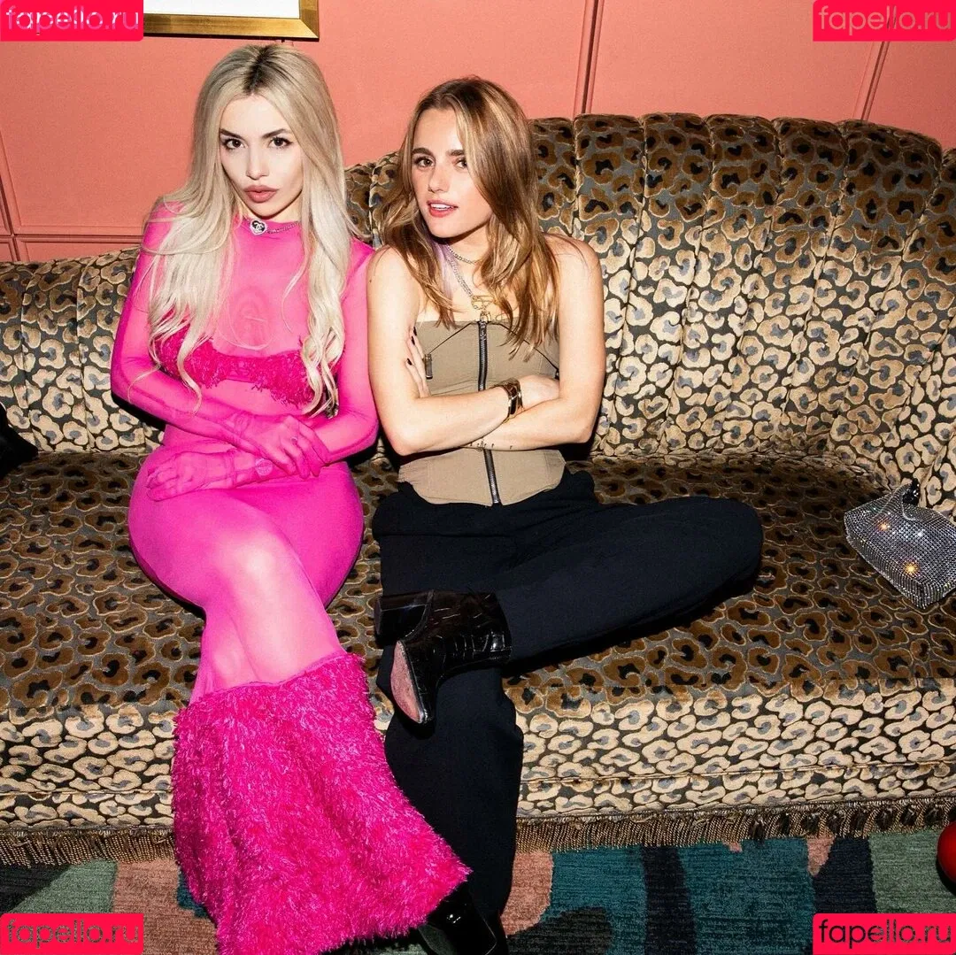 Ava Max / avamax / plharleyquinn Onlyfans Photo Gallery 