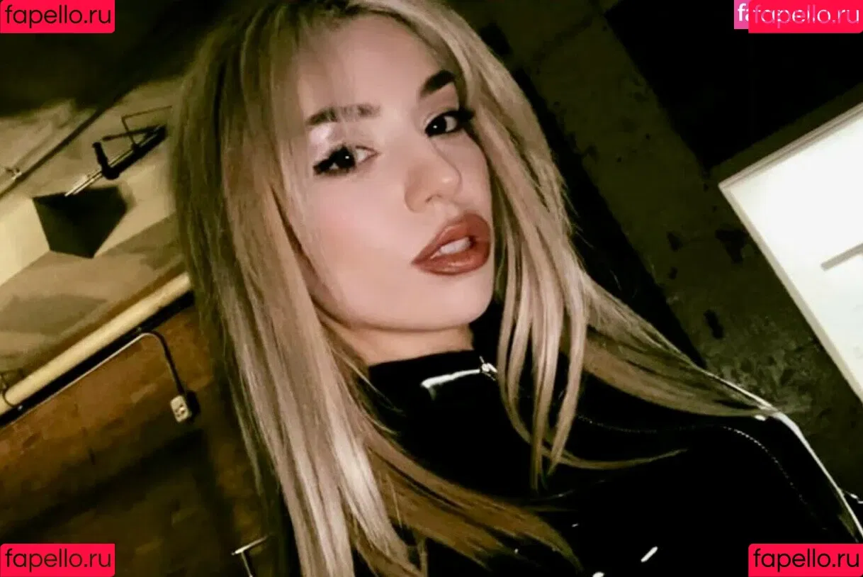 Ava Max / avamax / plharleyquinn Onlyfans Photo Gallery 