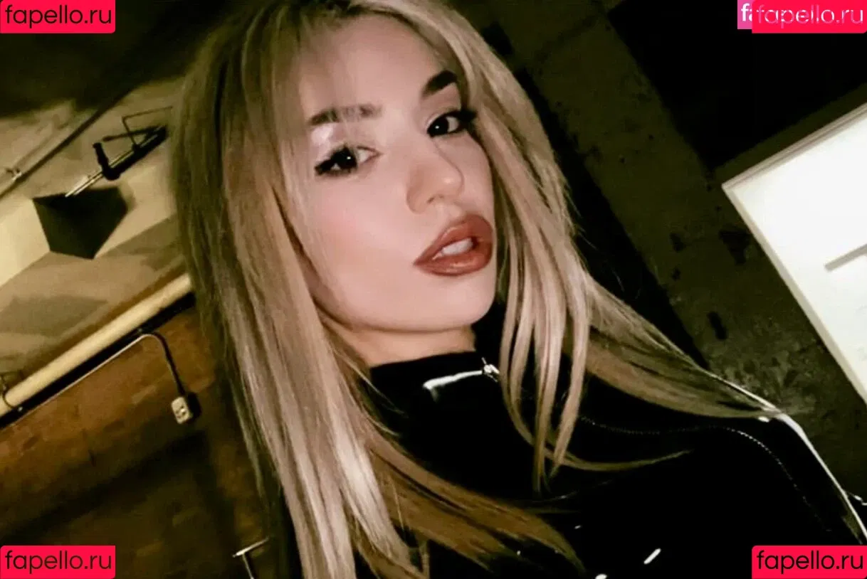 Ava Max / avamax / plharleyquinn Onlyfans Photo Gallery 