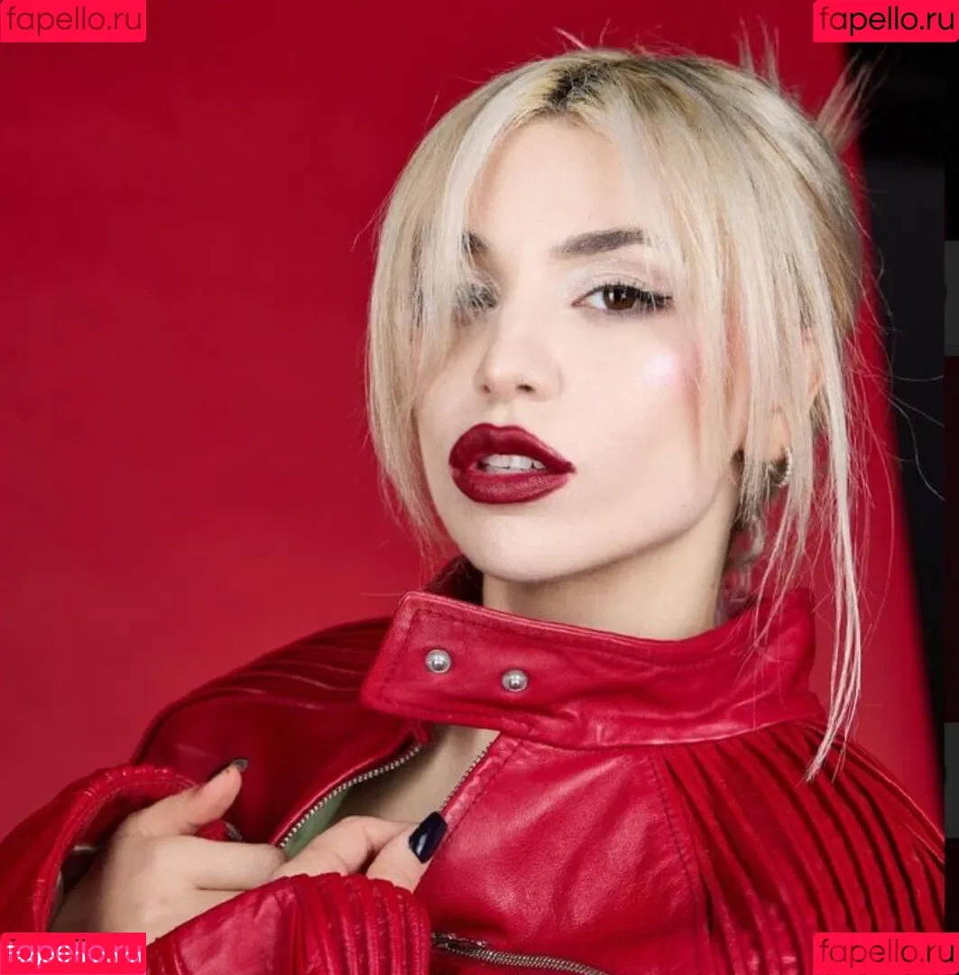 Ava Max / avamax / plharleyquinn Onlyfans Photo Gallery 