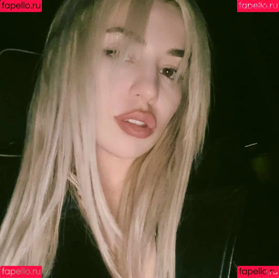 Ava Max / avamax / plharleyquinn Onlyfans Photo Gallery 
