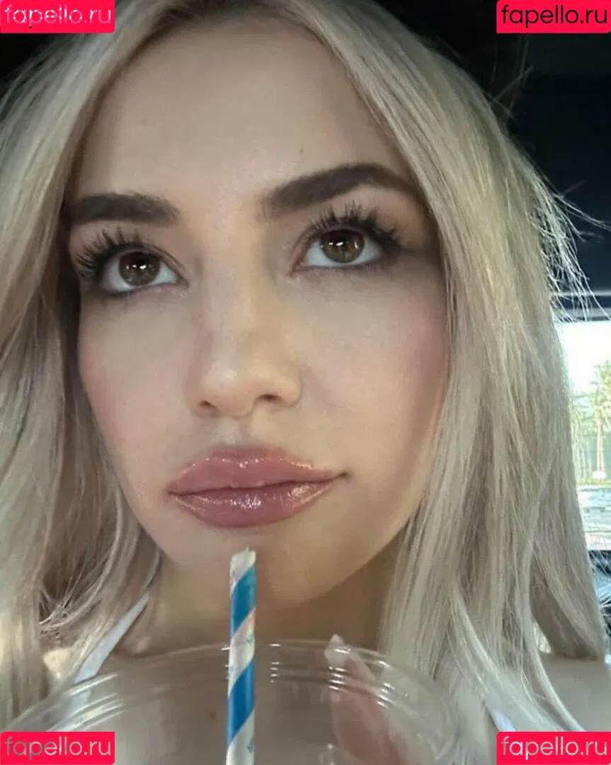 Ava Max / avamax / plharleyquinn Onlyfans Photo Gallery 