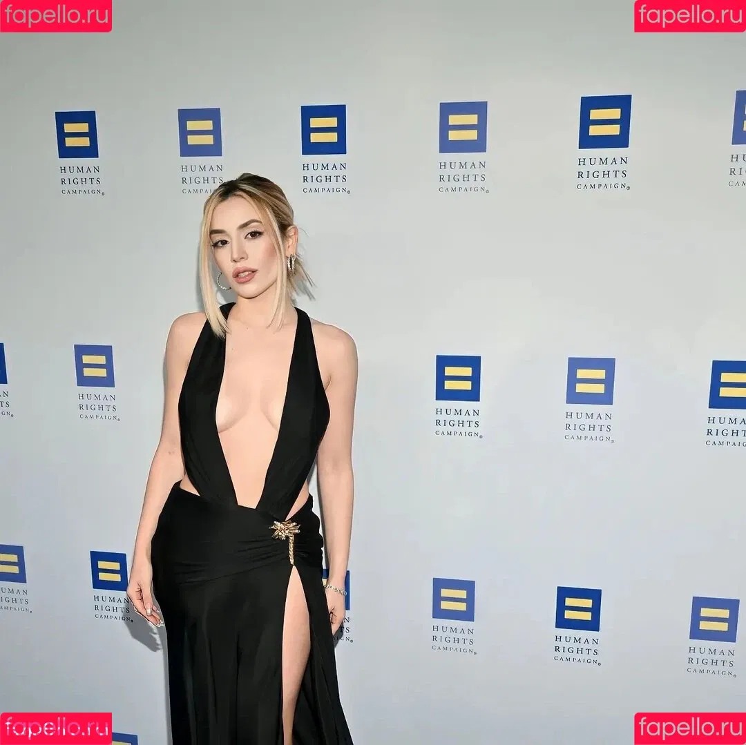 Ava Max / avamax / plharleyquinn Onlyfans Photo Gallery 