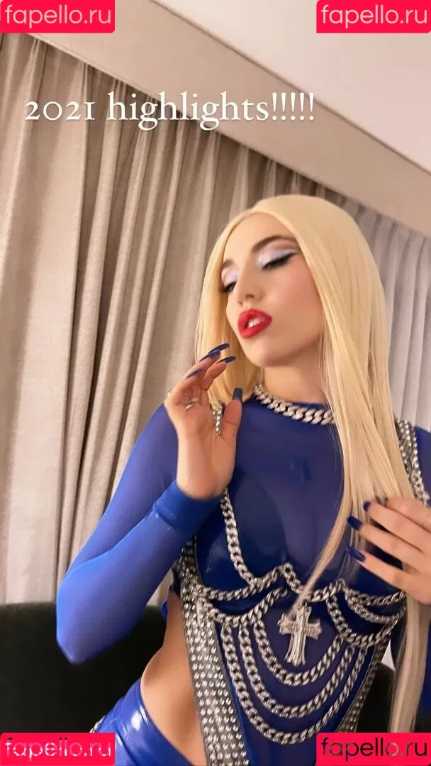 Ava Max / avamax / plharleyquinn Onlyfans Photo Gallery 