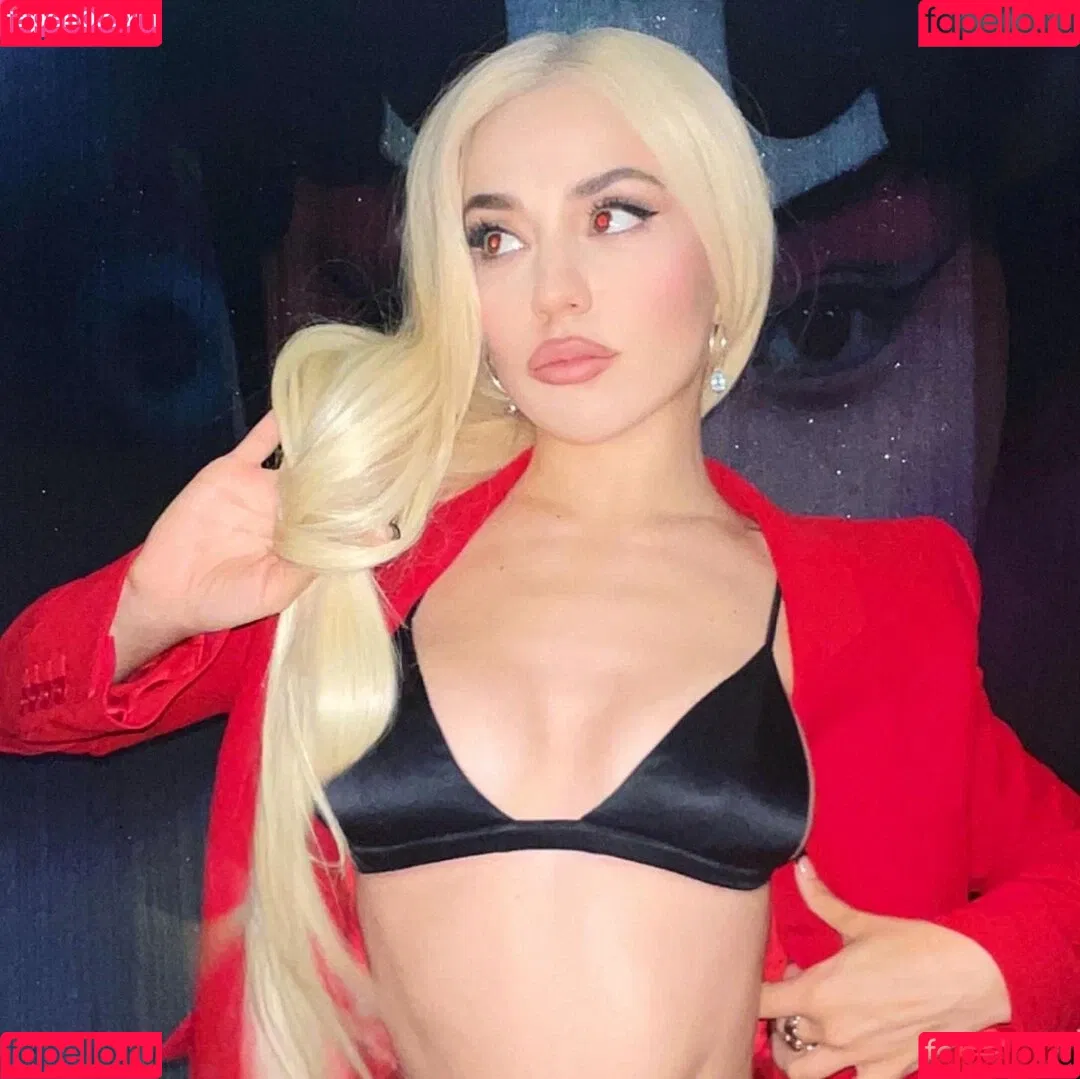 Ava Max / avamax / plharleyquinn Onlyfans Photo Gallery 