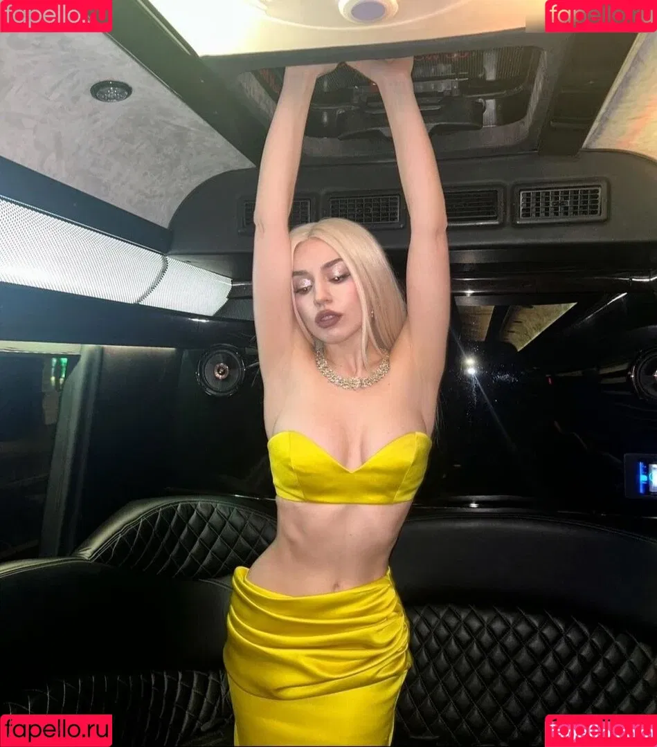 Ava Max / avamax / plharleyquinn Onlyfans Photo Gallery 