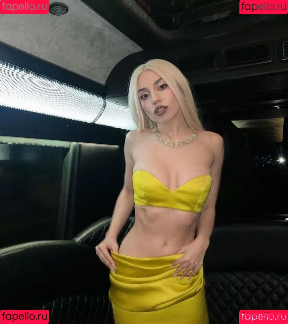 Ava Max / avamax / plharleyquinn Onlyfans Photo Gallery 