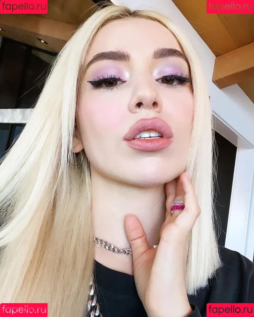 Ava Max / avamax / plharleyquinn Onlyfans Photo Gallery 