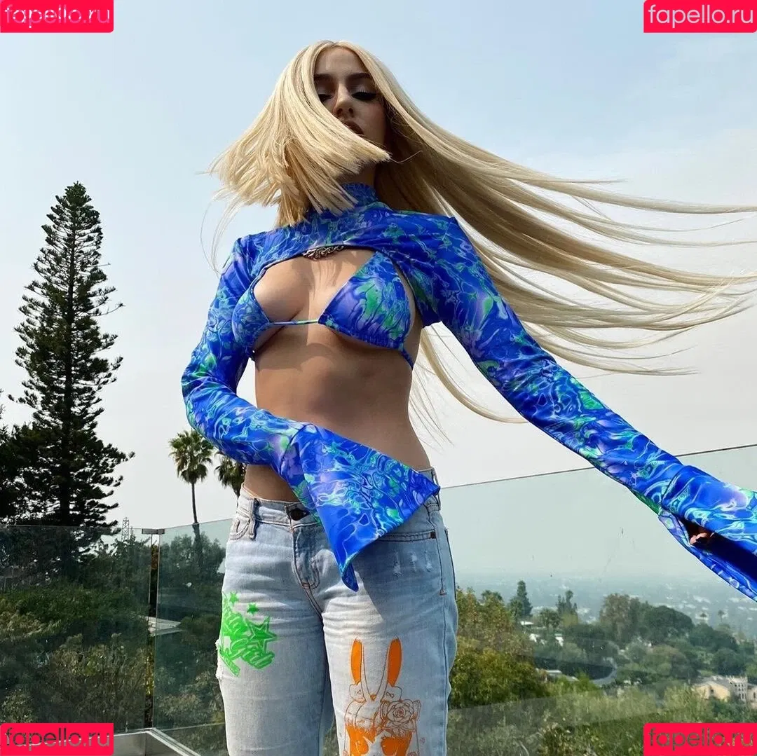 Ava Max / avamax / plharleyquinn Onlyfans Photo Gallery 