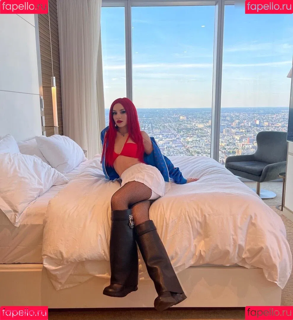 Ava Max / avamax / plharleyquinn Onlyfans Photo Gallery 