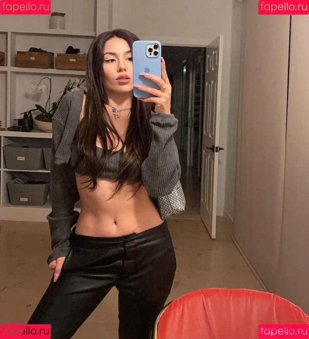 Ava Max / avamax / plharleyquinn Onlyfans Photo Gallery 