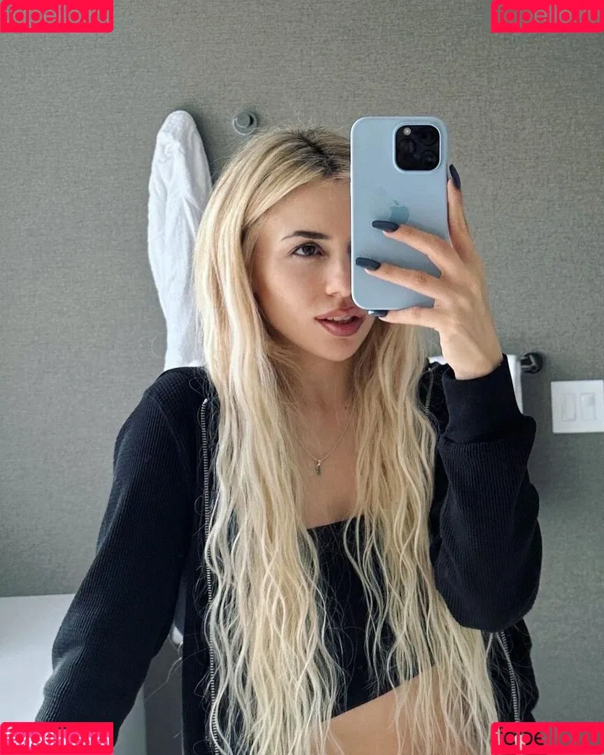 Ava Max / avamax / plharleyquinn Onlyfans Photo Gallery 