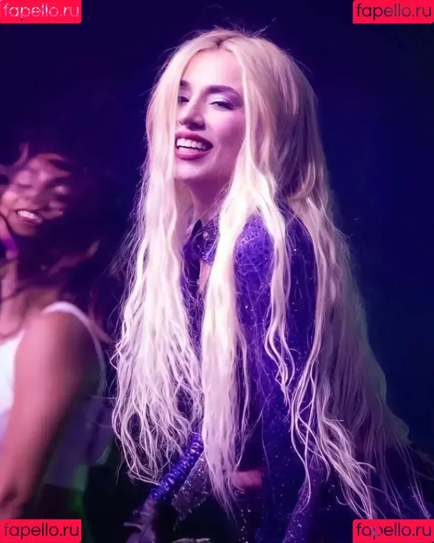 Ava Max / avamax / plharleyquinn Onlyfans Photo Gallery 