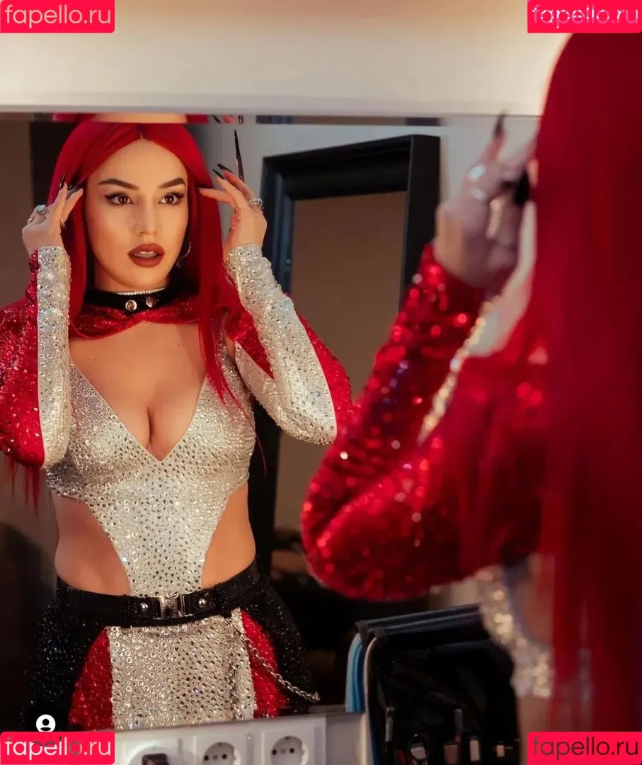 Ava Max / avamax / plharleyquinn Onlyfans Photo Gallery 